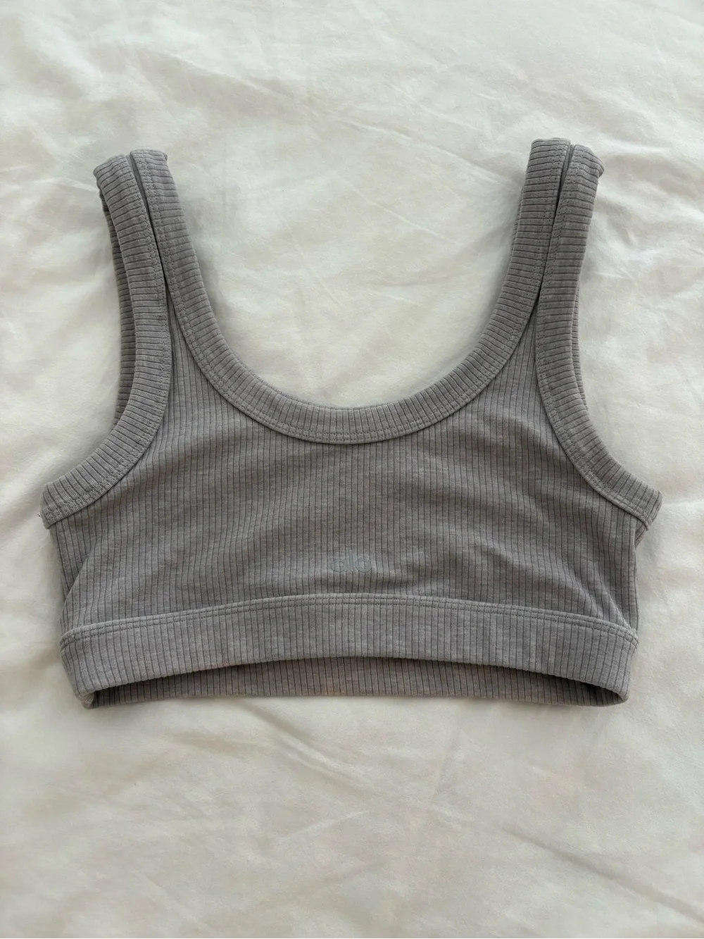 Alo yoga Ribbed Scoop Neck Bra- Gray